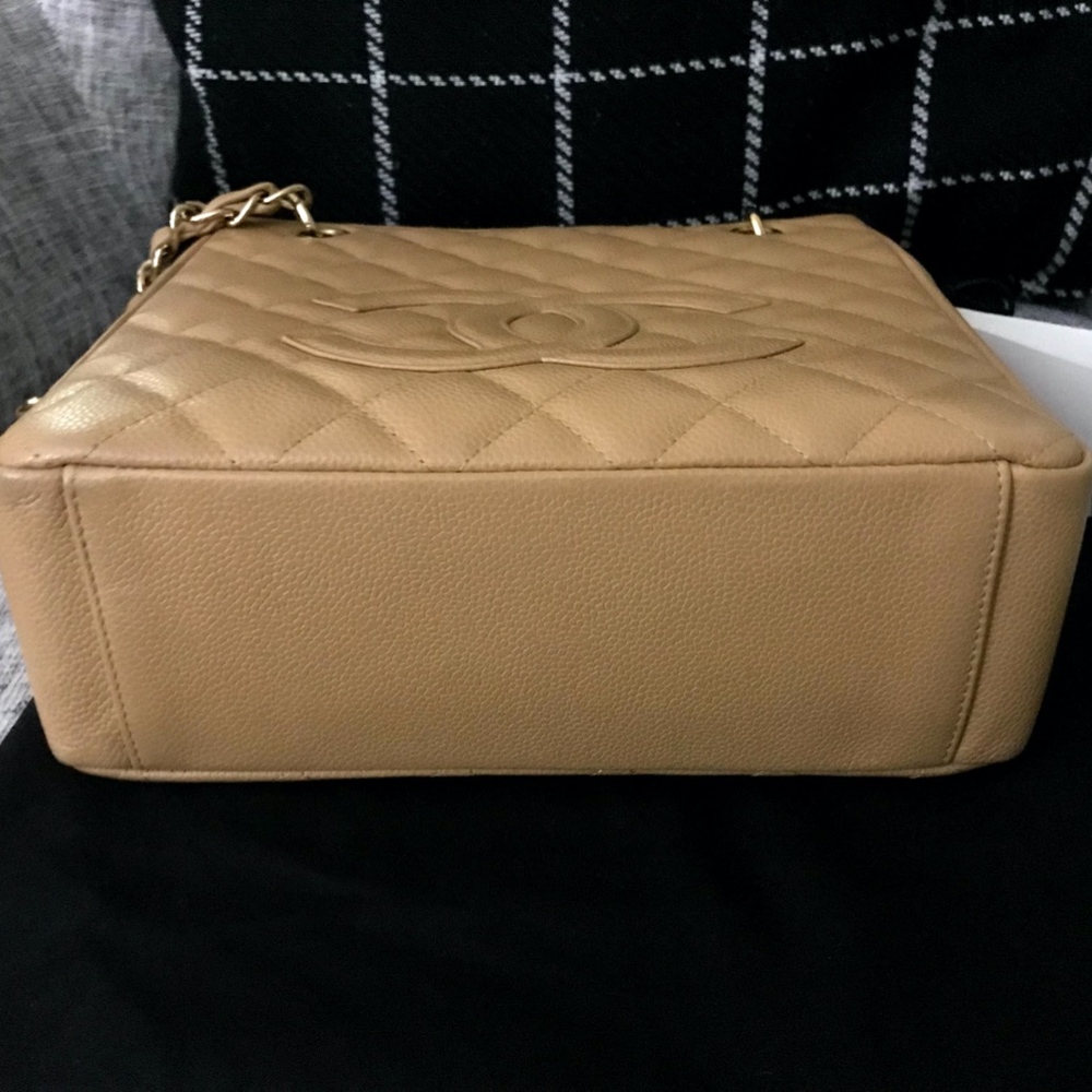 Authentic Chanel Matelasse Tote Bag - Picture 3 of 8